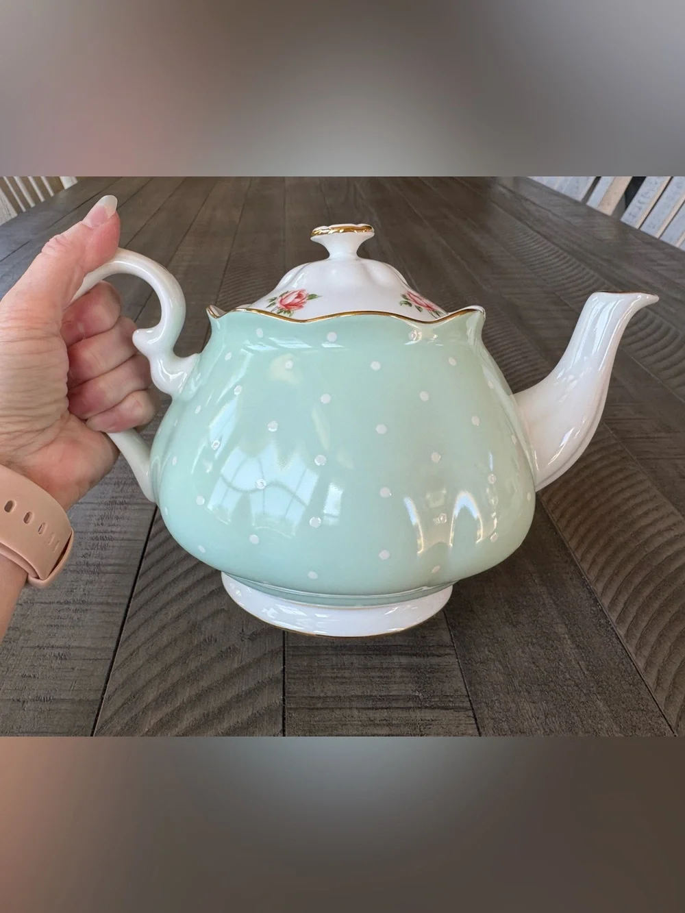 Royal Albert delicate gorgeous